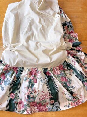 Croscill Granada Floral Green Stripe Full Double Size Bed Skirt USA RN 21857